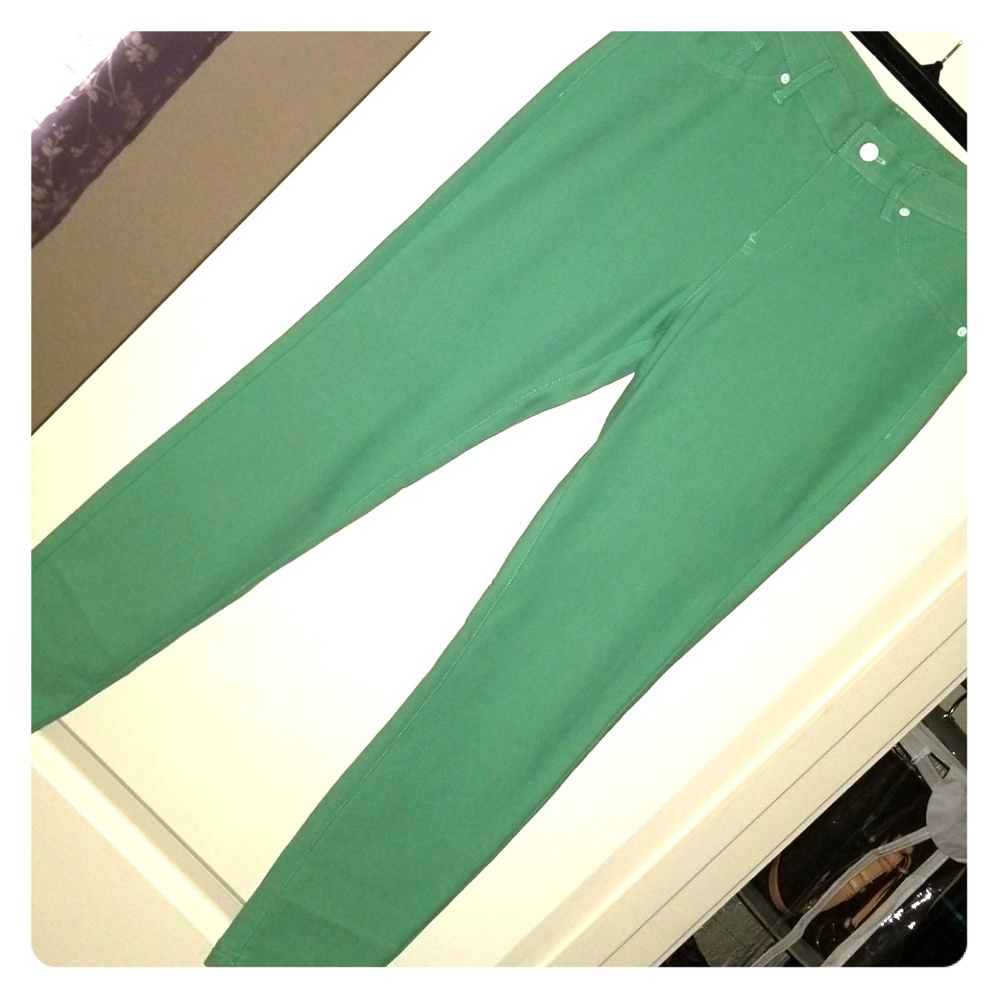 HUE jeggings Mint color